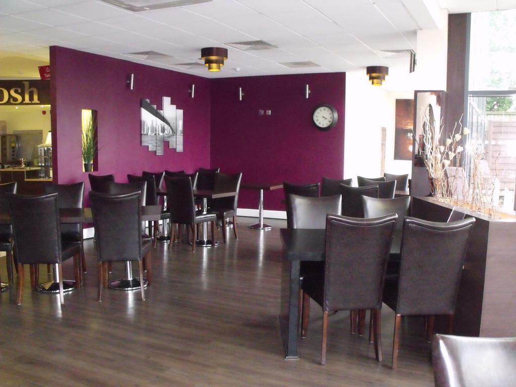 Ibis Styles Birmingham Oldbury Hotel Oldbury  Bagian luar foto